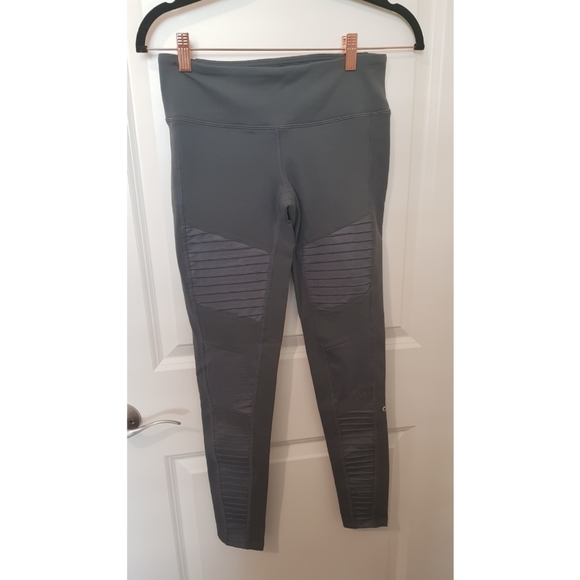 ALO MOTO LEGGINGS - Picture 3 of 3